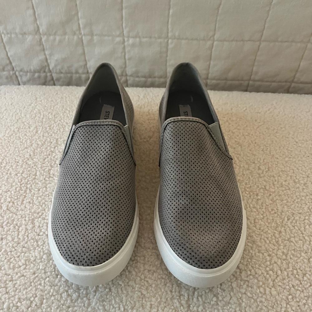 Steve Madden Zarayy Slip-on Sneakers